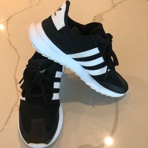 adidas Shoes - Adidas Flashback Sneaker adidas Shoes - Adidas Flashback Sneaker